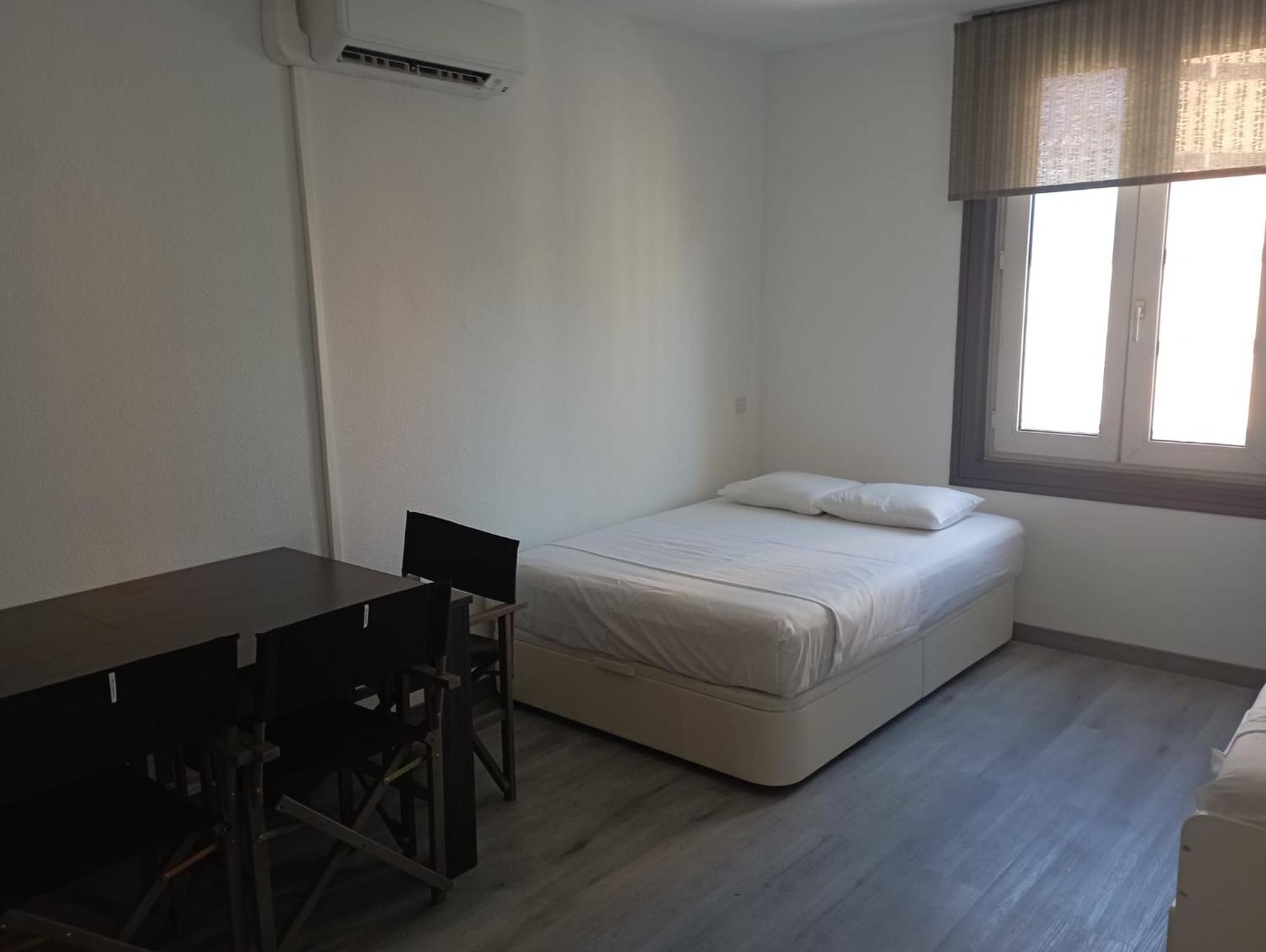 Estudio En Callao, 4 Personas Madrid Exterior photo