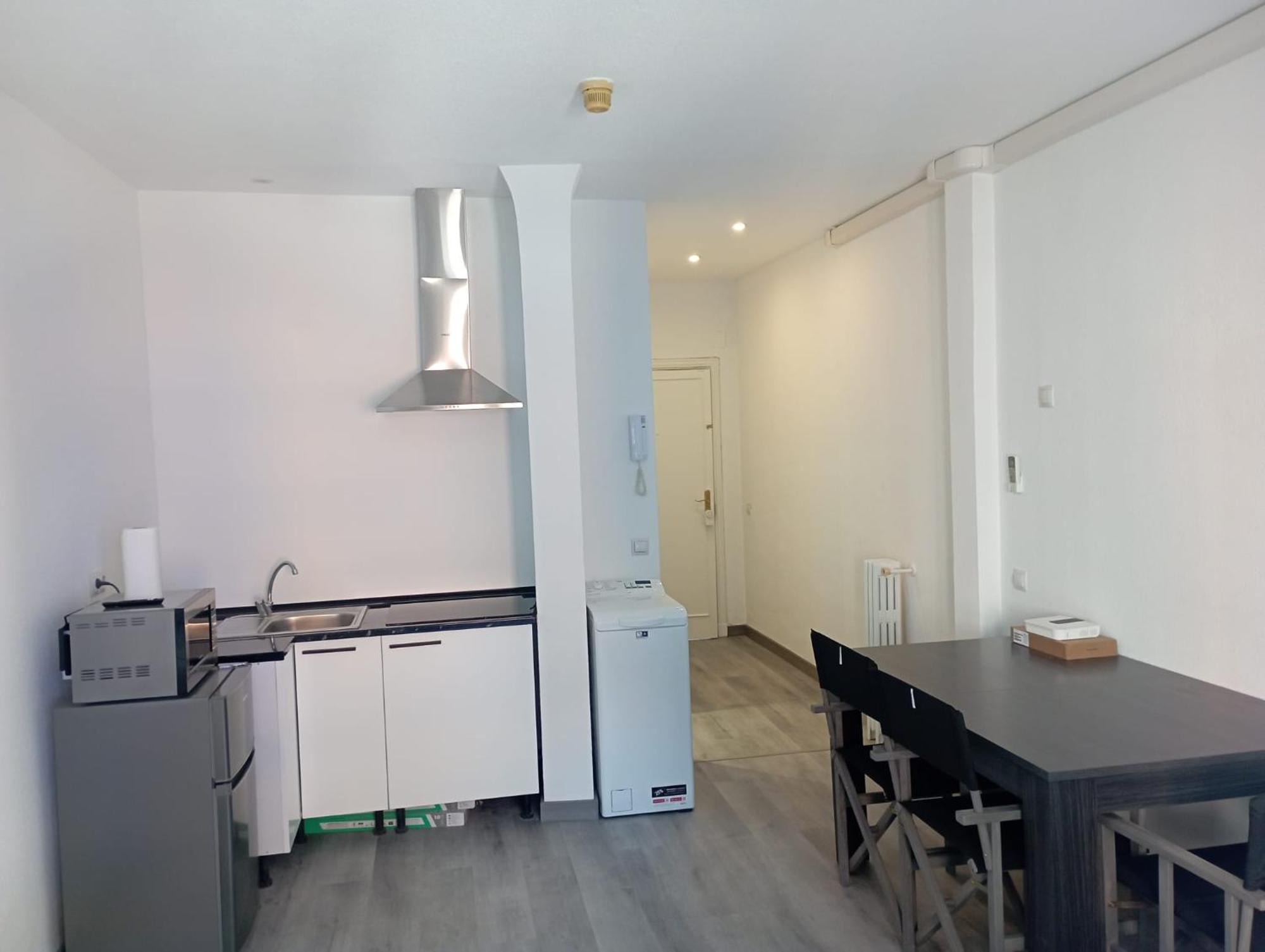 Estudio En Callao, 4 Personas Madrid Exterior photo